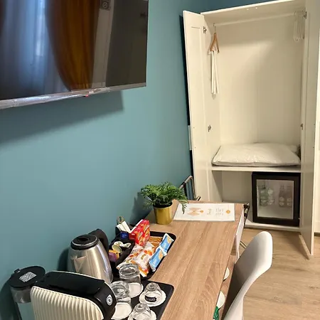 Casa Flowers Bed & Breakfast 3*