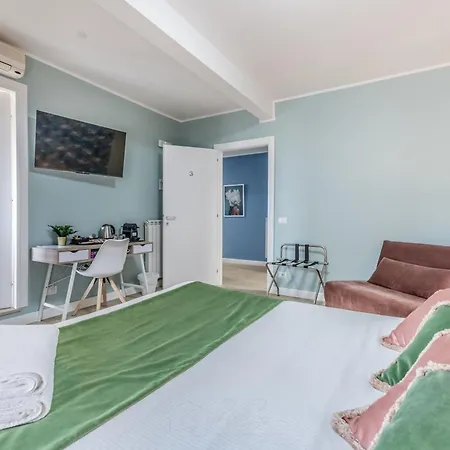 Bed and breakfast Casa Flowers 3*